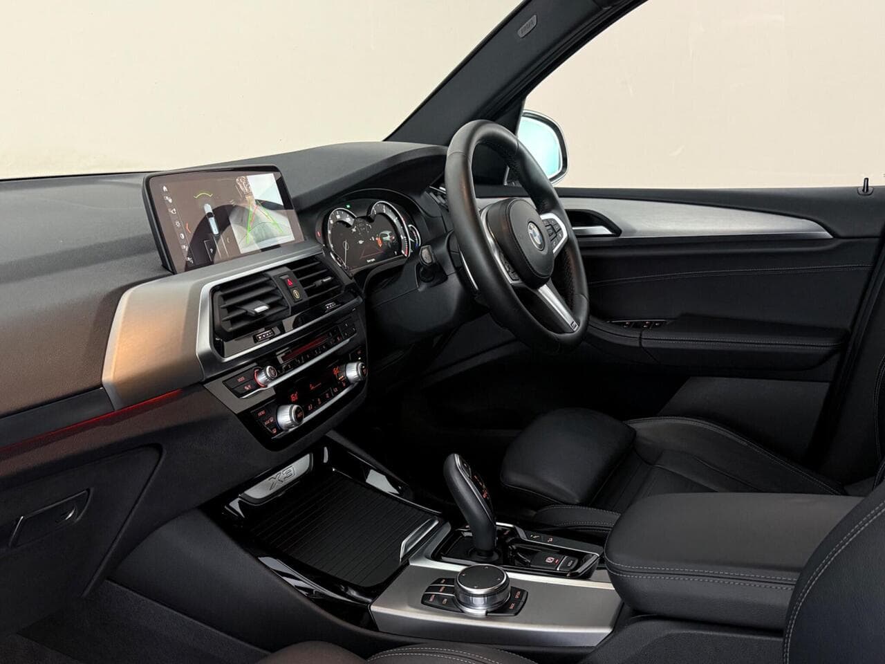 BMW X3 thumbnail Interior Front