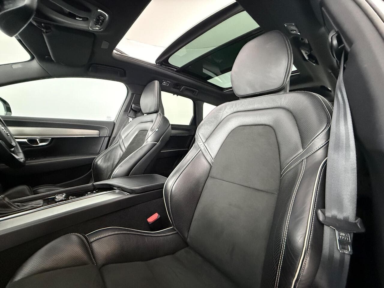 Volvo V90 thumbnail Seat Front Passenger
