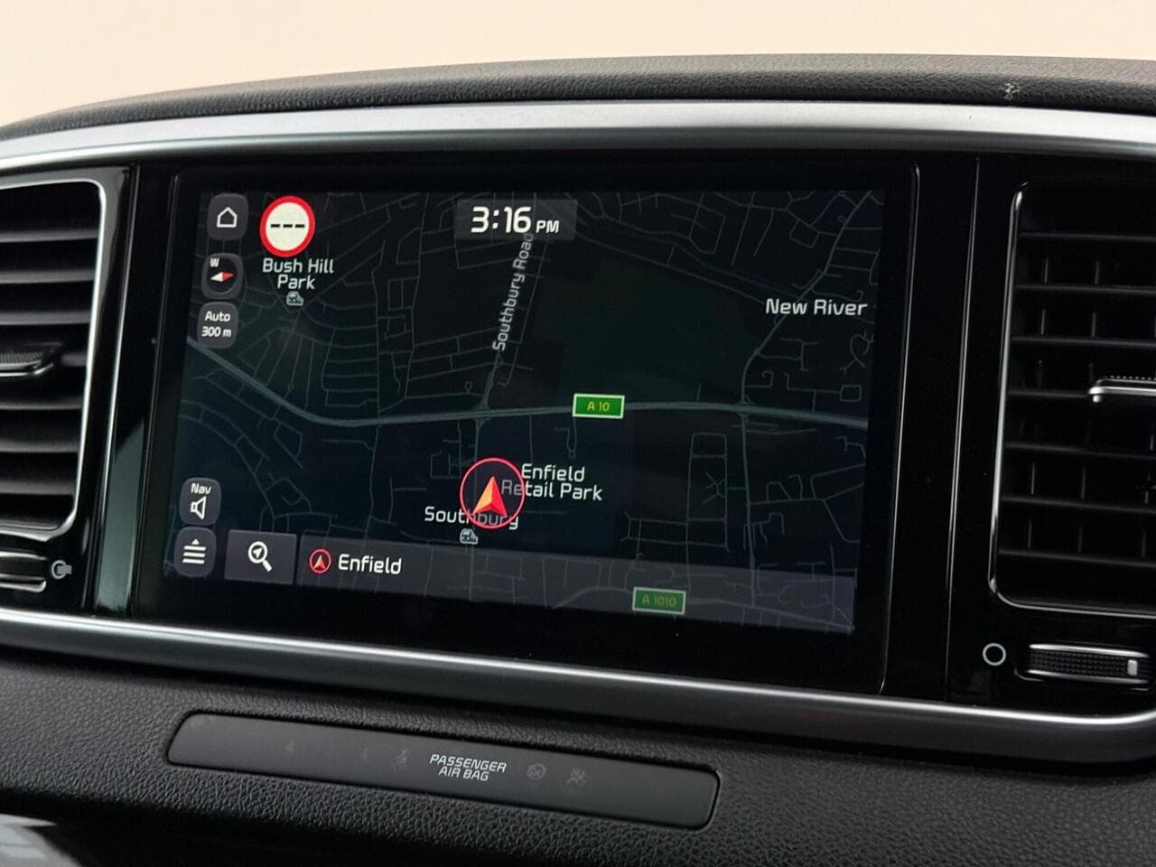 Kia Sportage thumbnail Infotainment System