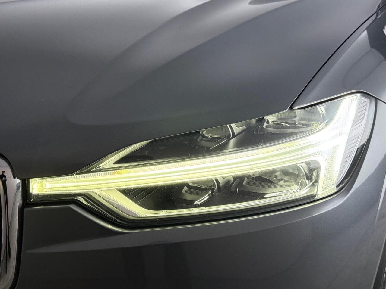 Volvo XC60 thumbnail Lights Front