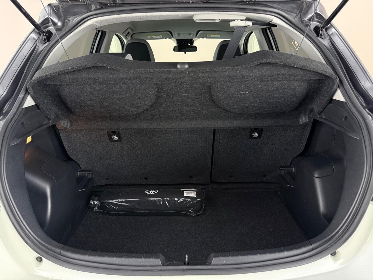 Toyota Yaris thumbnail Boot