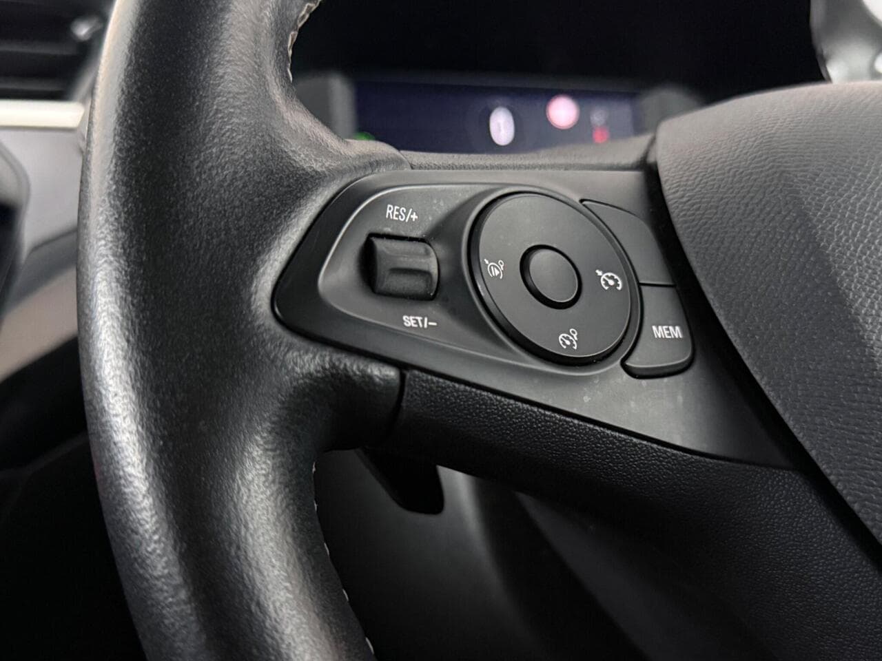 Vauxhall Corsa thumbnail Misc Controls