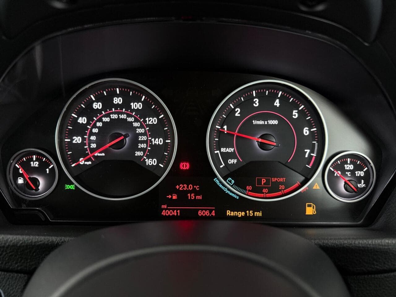 BMW 4 Series Gran Coupe thumbnail Driver Instruments