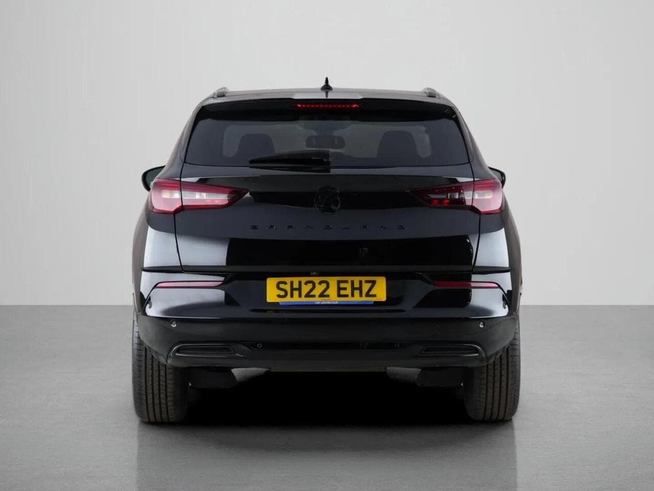 Vauxhall Grandland thumbnail Rear