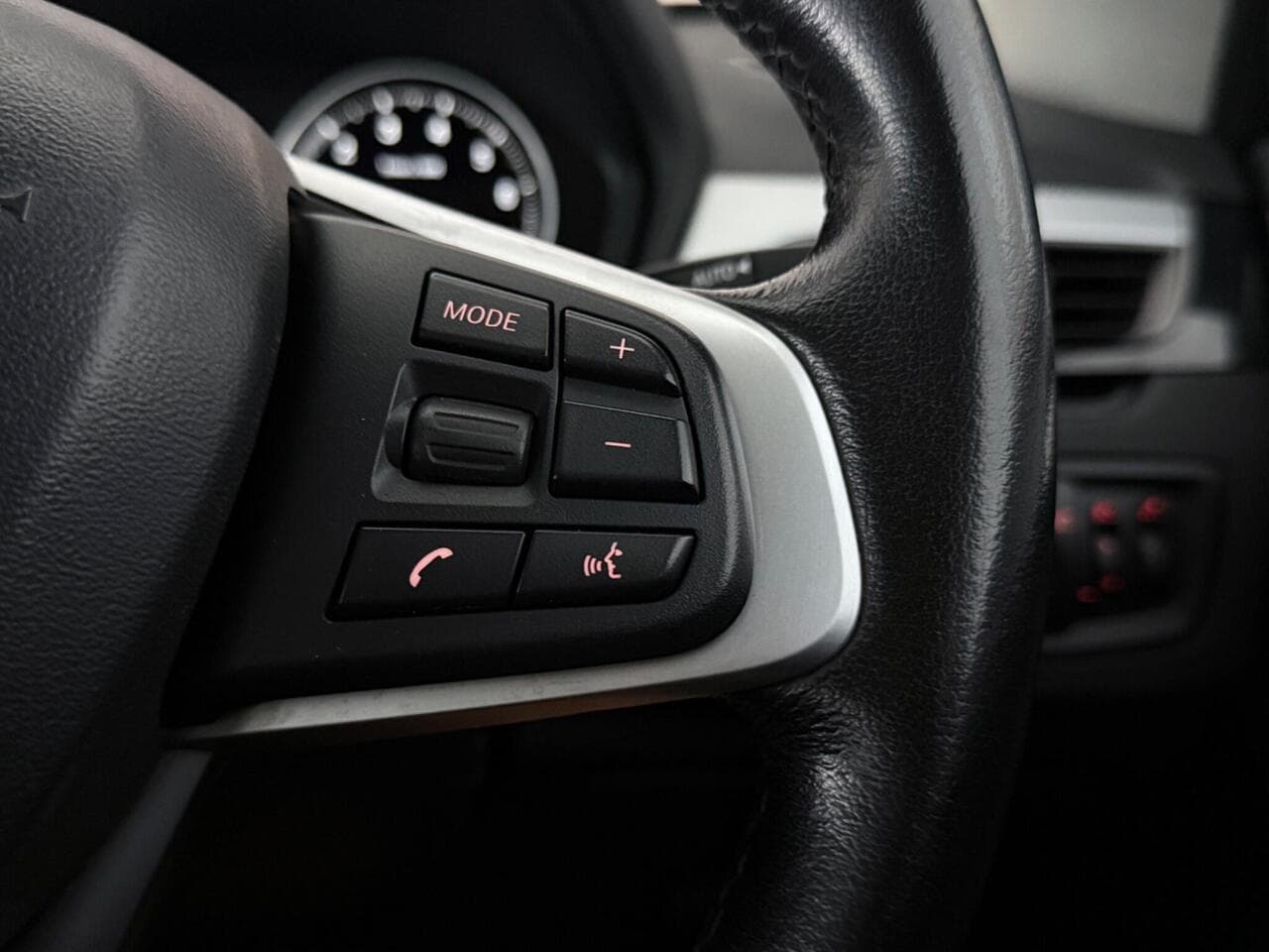 BMW X1 thumbnail Misc Controls