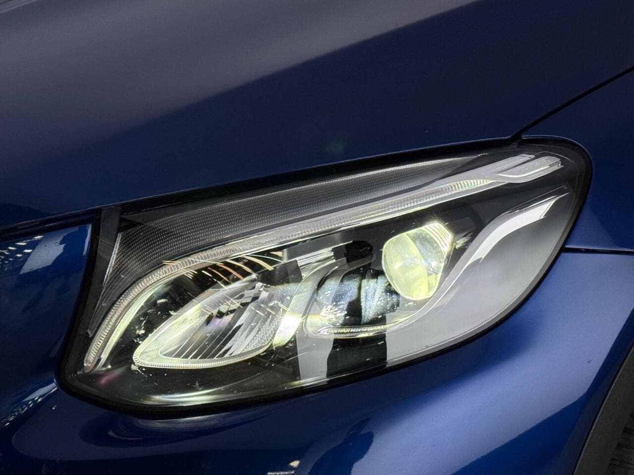 Mercedes-Benz GLC thumbnail Lights Front