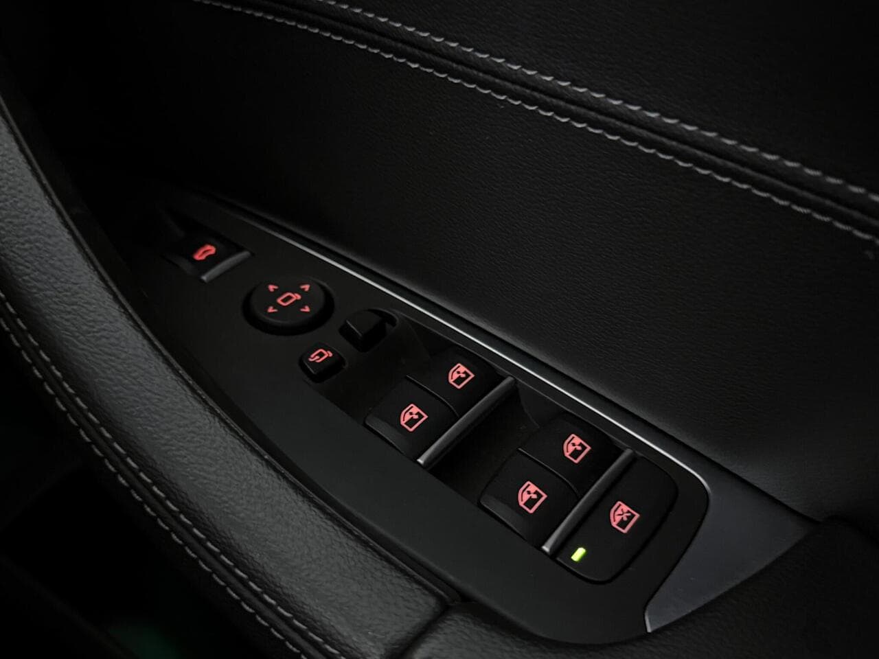 BMW X3 thumbnail Misc Controls