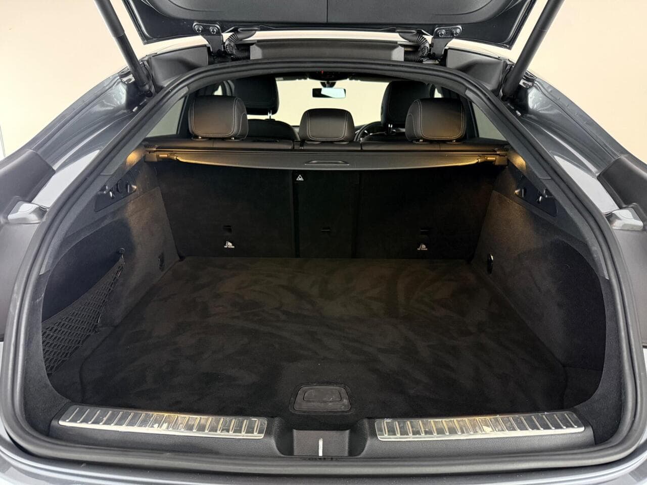 Mercedes-Benz GLC thumbnail Boot