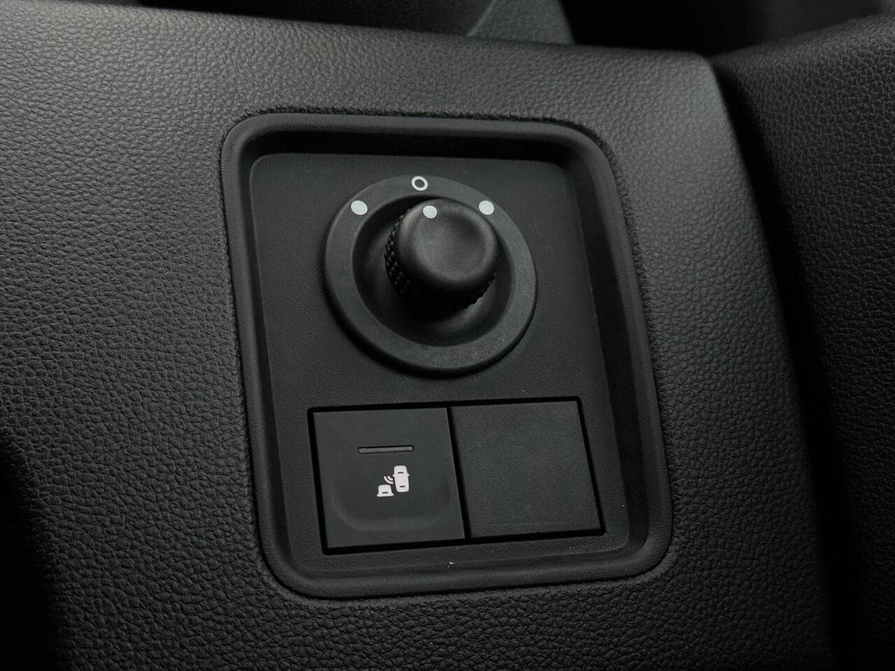 Dacia Duster thumbnail Misc Controls