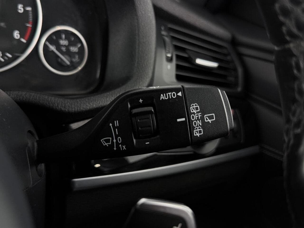 BMW X3 thumbnail Misc Controls
