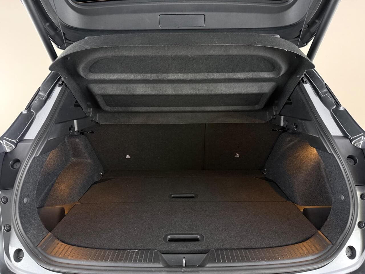 Nissan Qashqai thumbnail Boot