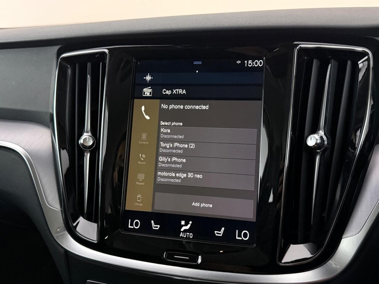 Volvo V60 thumbnail Infotainment System