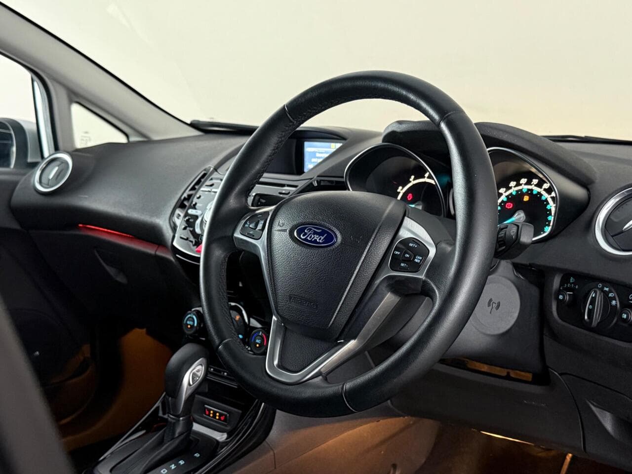 Ford Fiesta thumbnail Interior Front