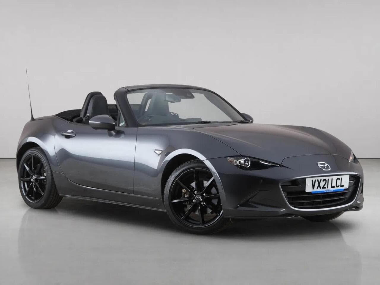 Mazda MX-5 - Mazda MX-5 2.0 SKYACTIV-G Sport Tech Convertible 2dr Petrol Manual Euro 6 (s/s) (184 ps)