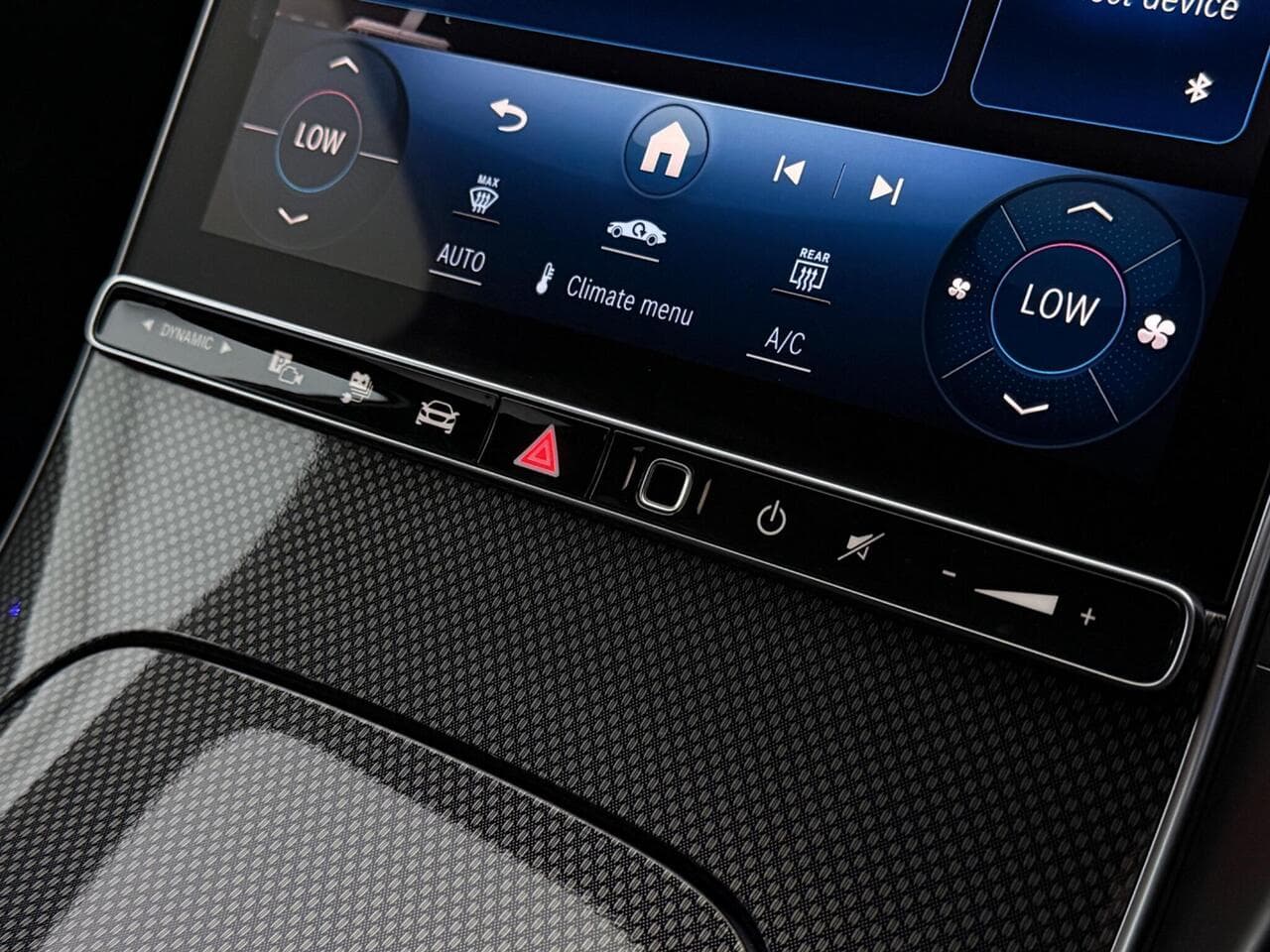 Mercedes-Benz C Class thumbnail Misc Controls