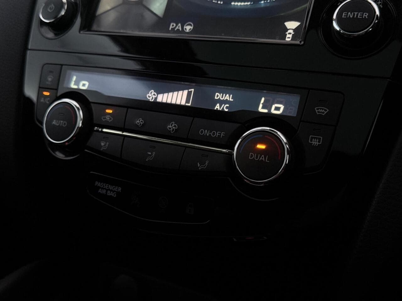 Nissan Qashqai thumbnail Misc Controls