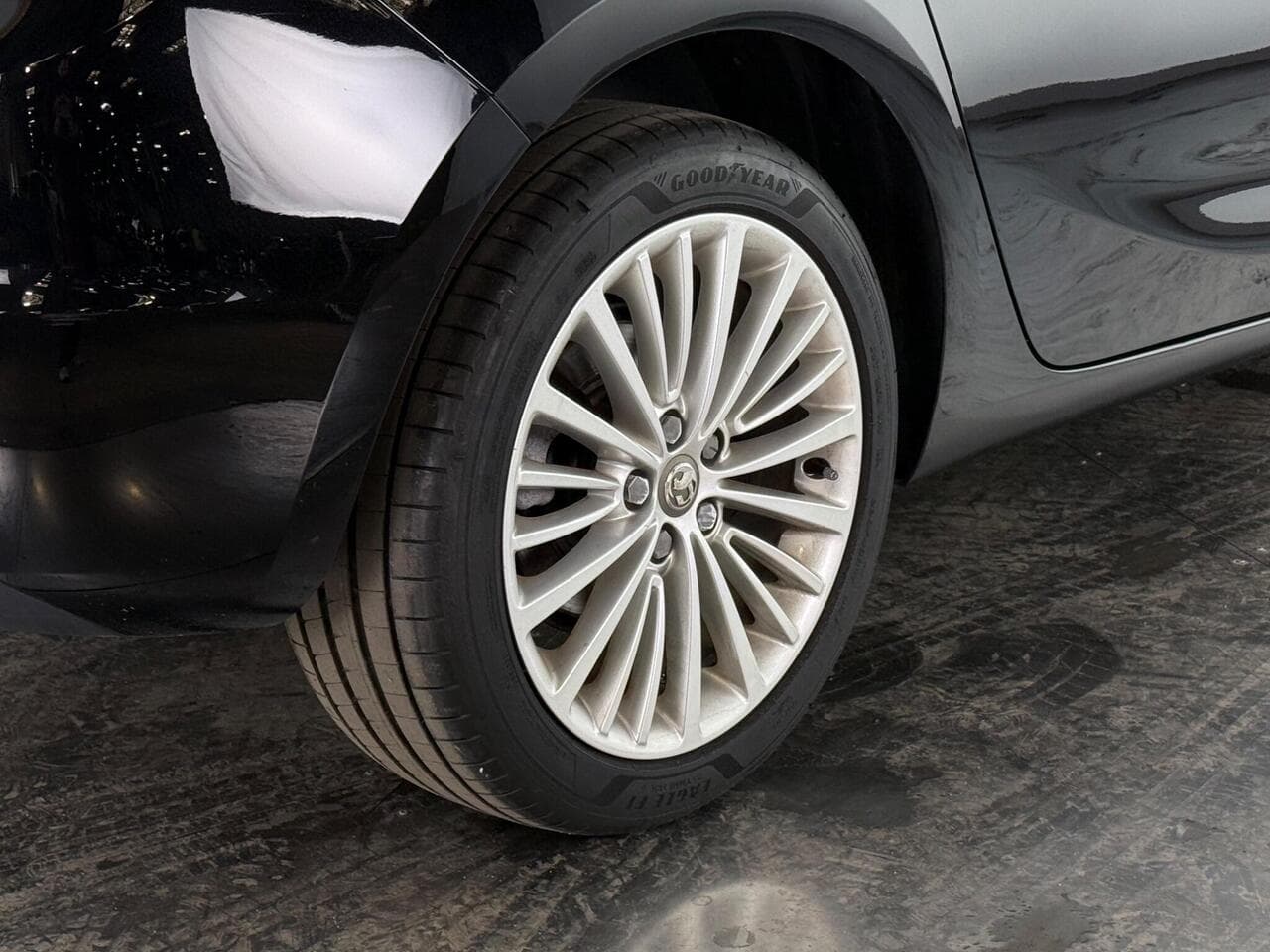 Vauxhall Astra thumbnail Wheel