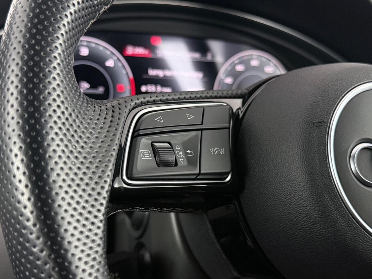Audi A5 thumbnail Misc Controls