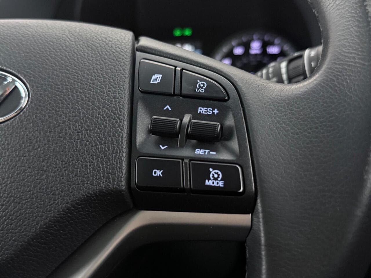 Hyundai TUCSON thumbnail Misc Controls
