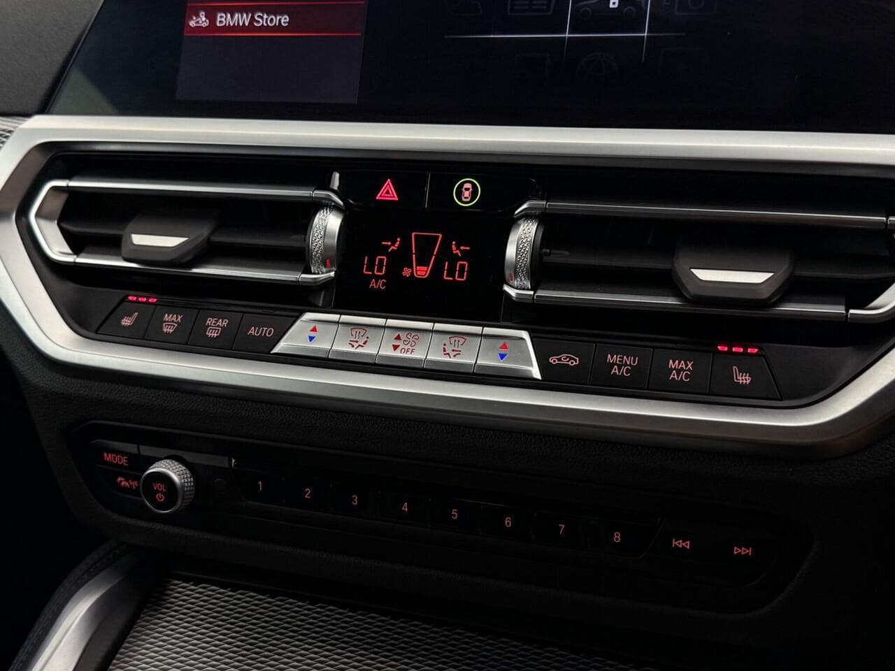 BMW 4 Series Gran Coupe thumbnail Infotainment System