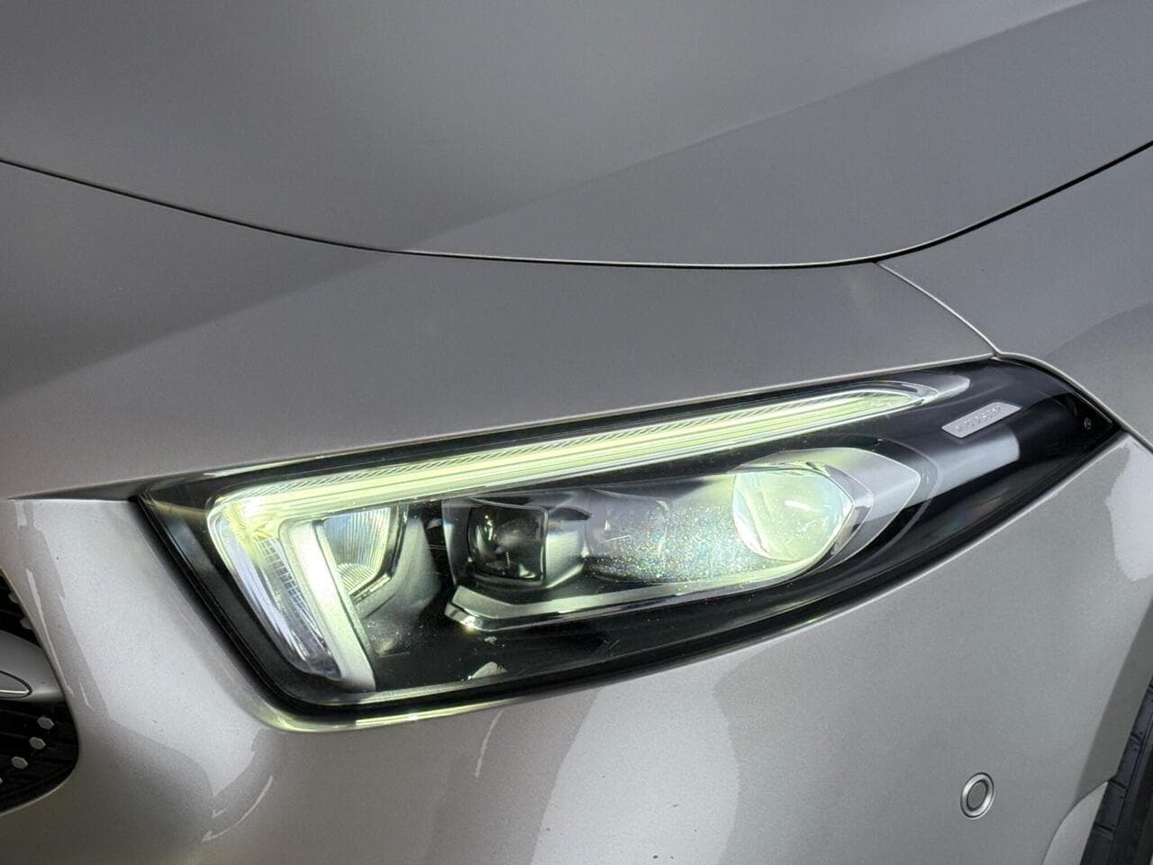 Mercedes-Benz A Class thumbnail Lights Front