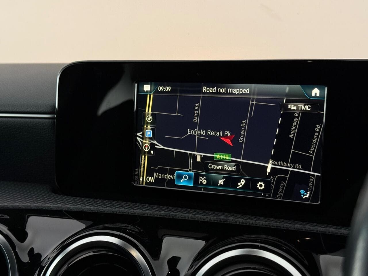 Mercedes-Benz A Class thumbnail Infotainment System