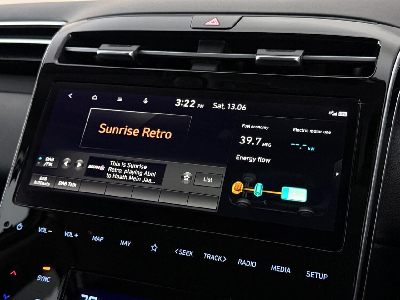 Hyundai TUCSON thumbnail Infotainment System