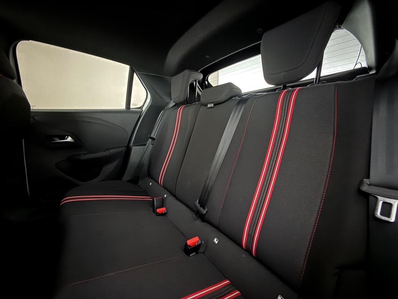 Vauxhall Corsa thumbnail Seats Rear