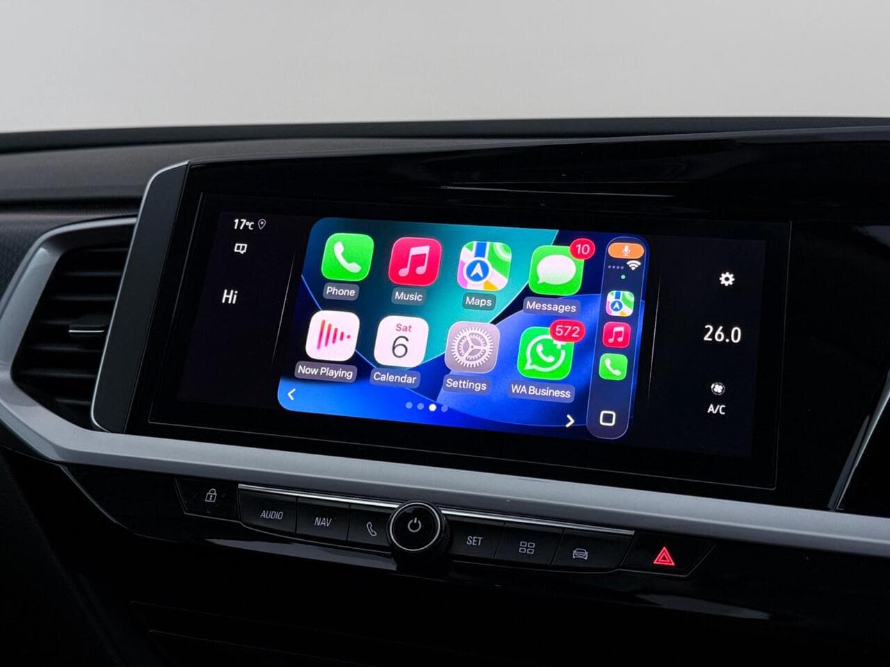 Vauxhall Grandland thumbnail Infotainment System