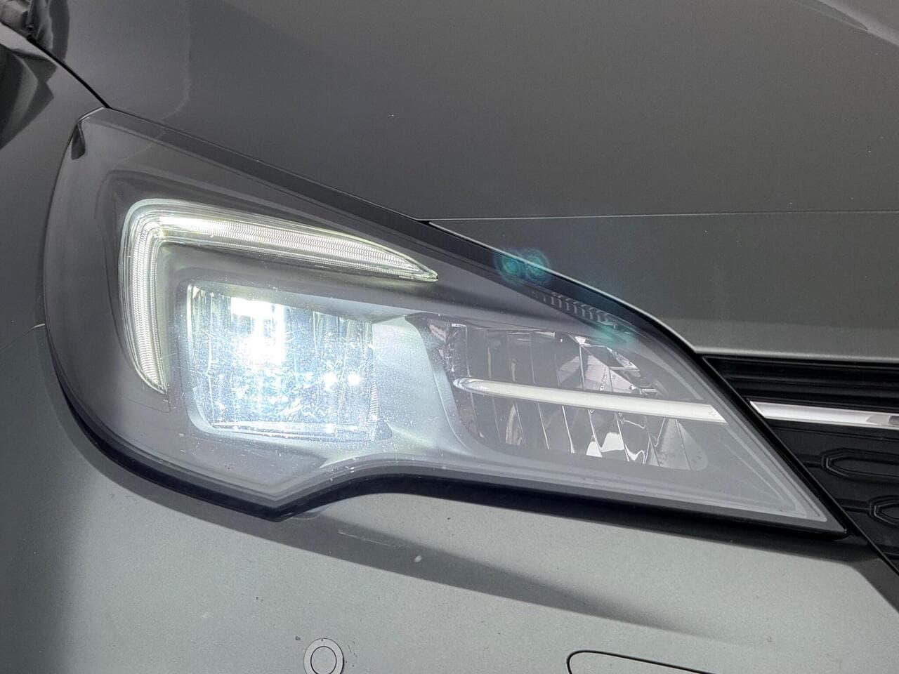 Vauxhall Astra thumbnail Lights Front