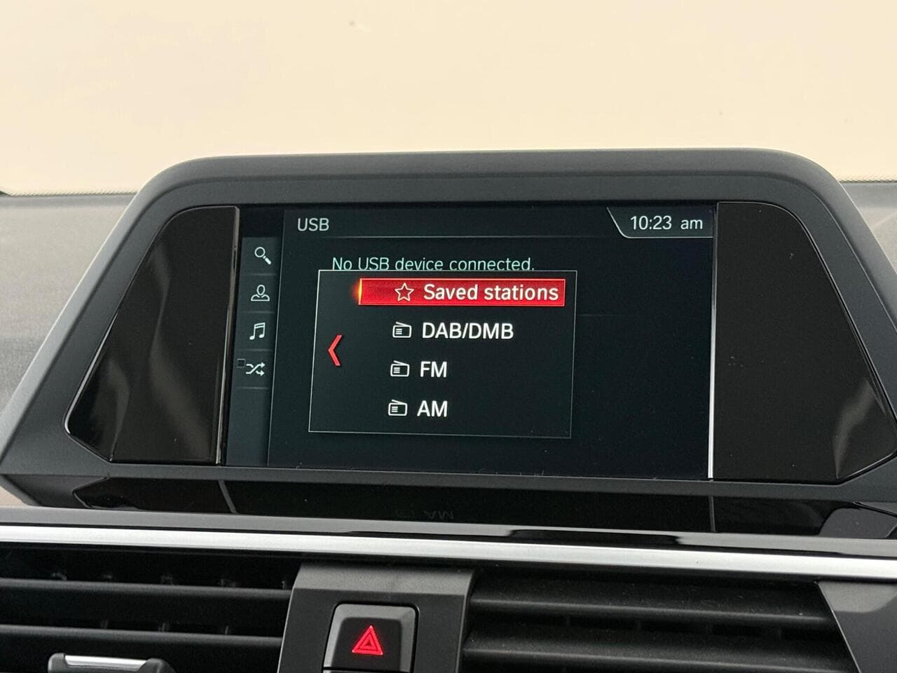 BMW X3 thumbnail Infotainment System