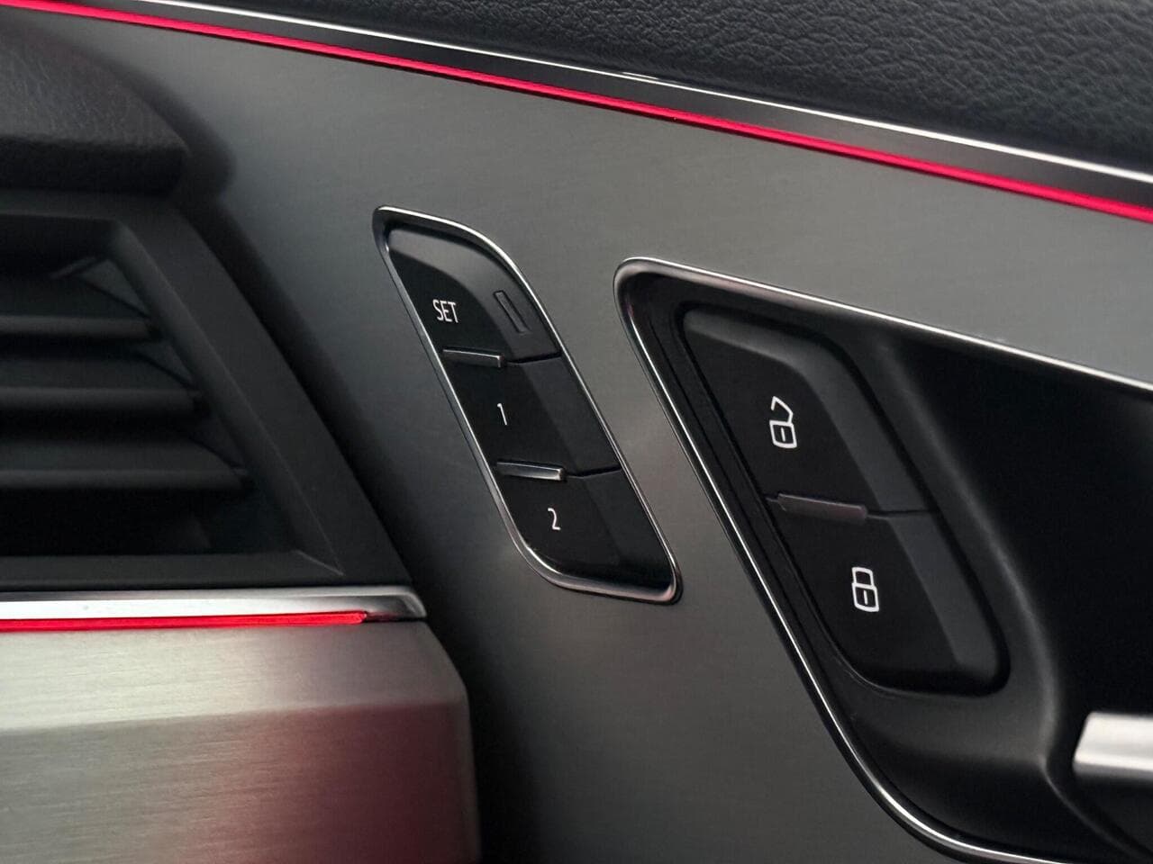 Audi Q7 thumbnail Misc Controls