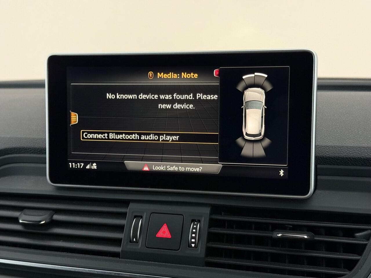 Audi Q5 thumbnail Infotainment System