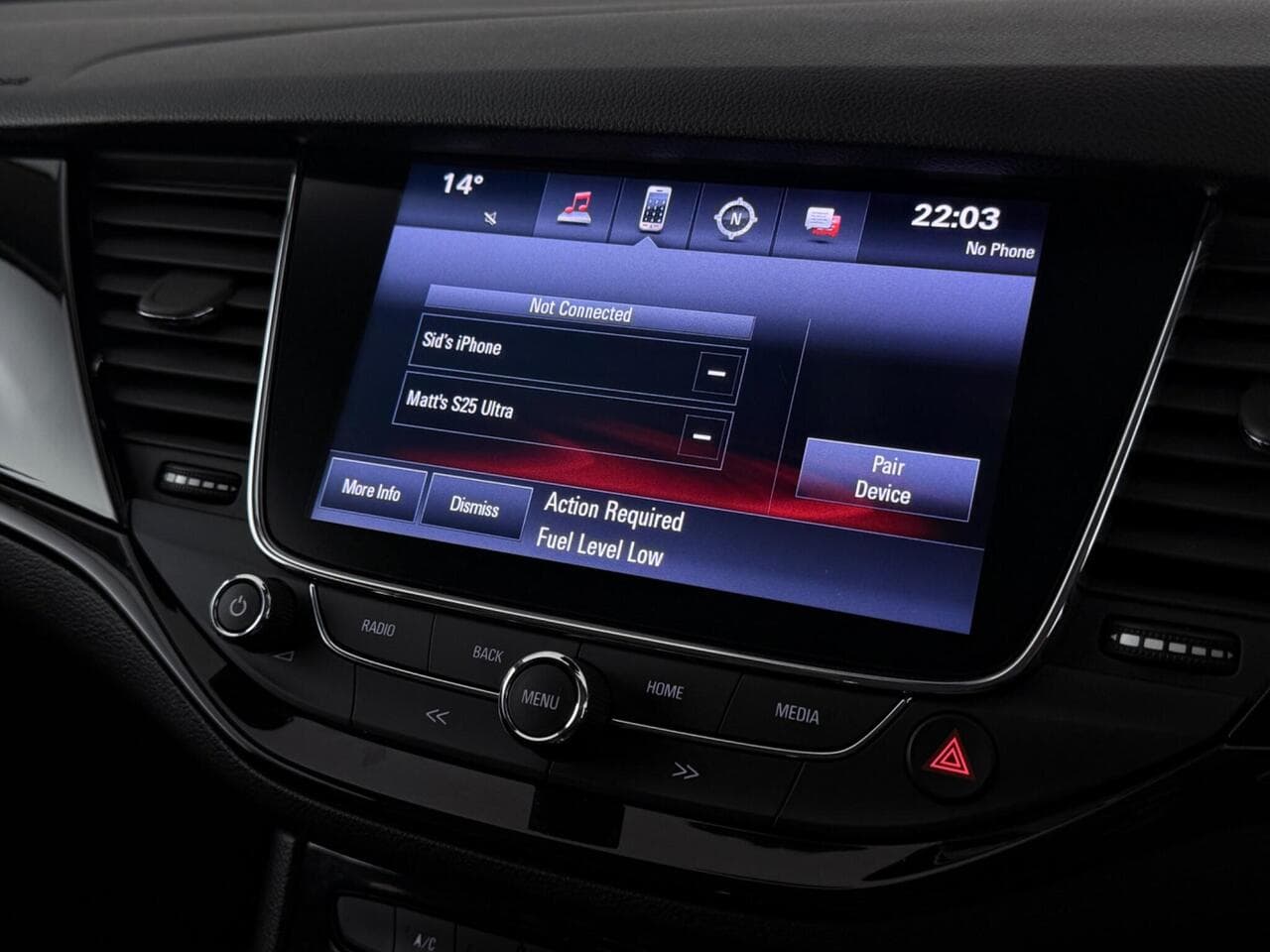 Vauxhall Astra thumbnail Infotainment System