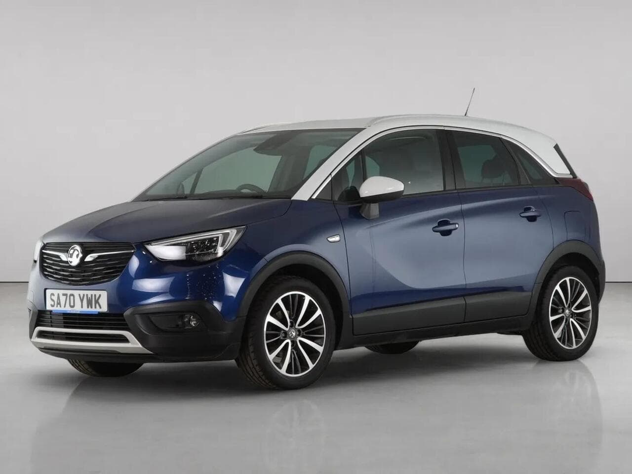 Vauxhall Crossland X thumbnail Front Left