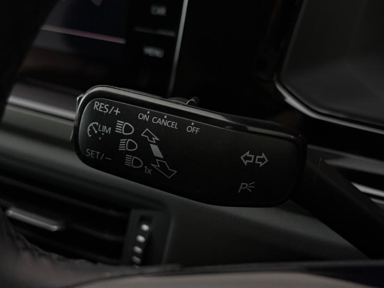 Volkswagen Polo thumbnail Misc Controls