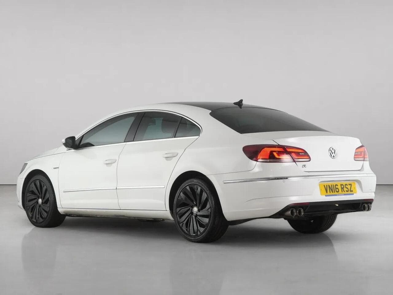 Volkswagen CC thumbnail Rear Left