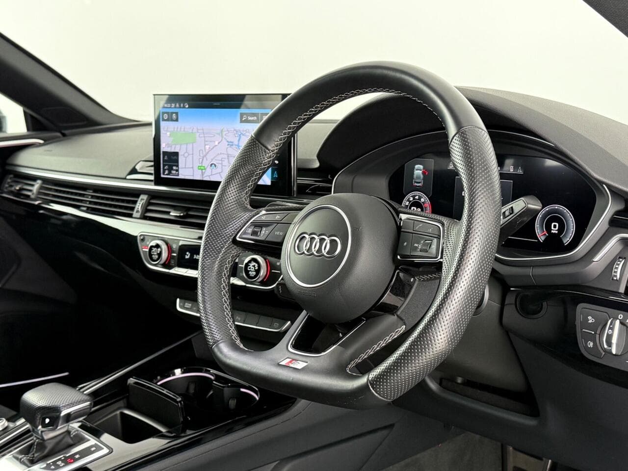 Audi A5 thumbnail Steering Wheel