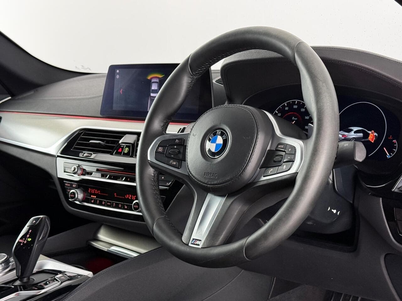 BMW 5 Series thumbnail Steering Wheel