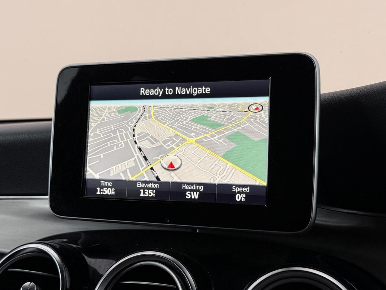 Mercedes-Benz GLC thumbnail Infotainment System