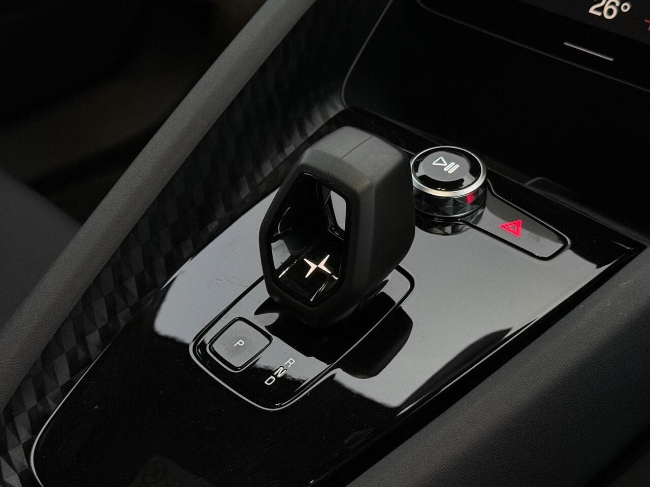 Polestar Polestar 2 thumbnail Interior Front