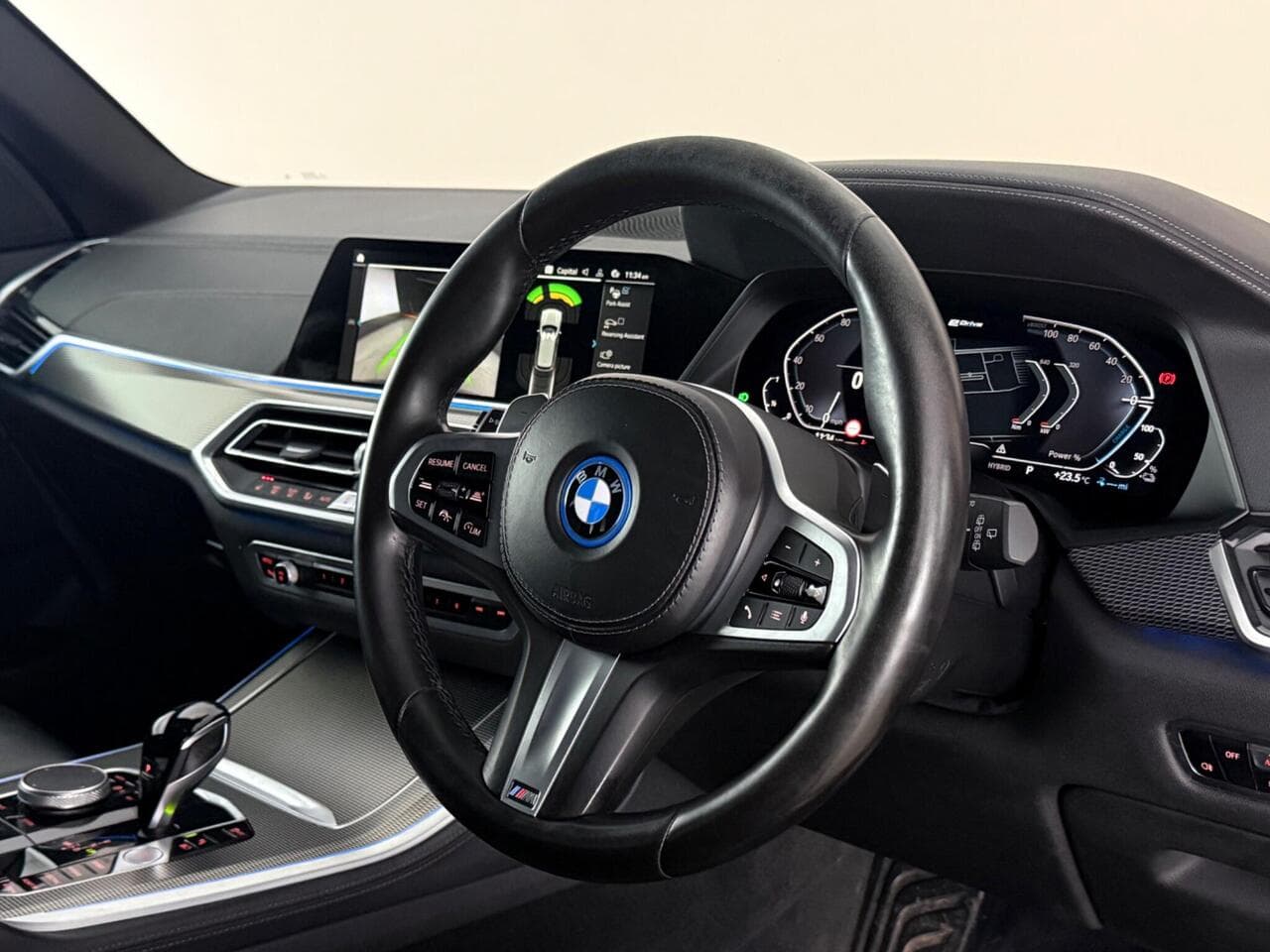 BMW X5 thumbnail Steering Wheel