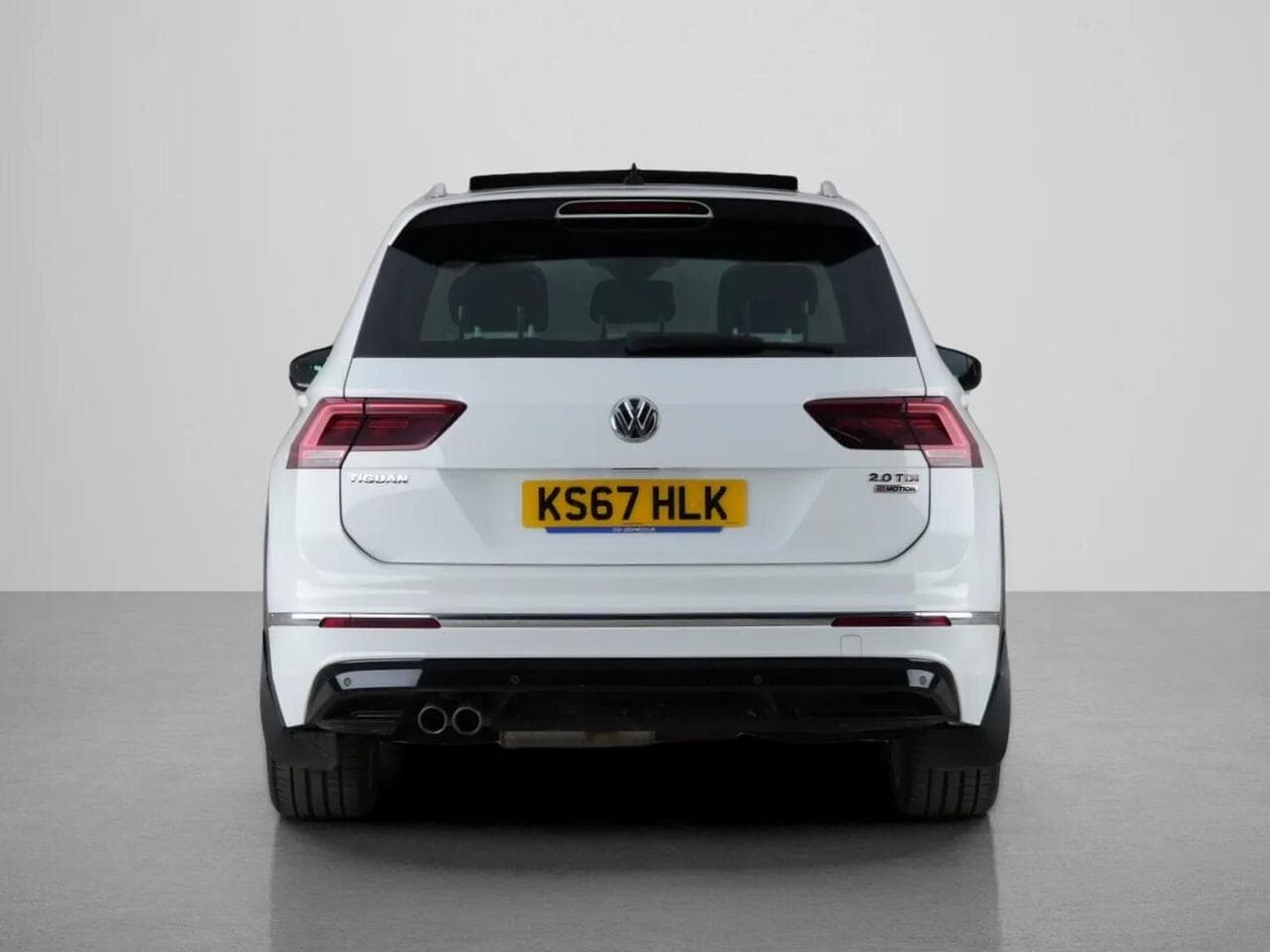 Volkswagen Tiguan thumbnail Rear