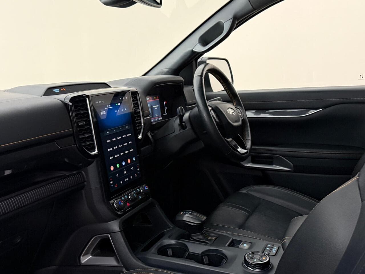 Ford Ranger thumbnail Interior Front