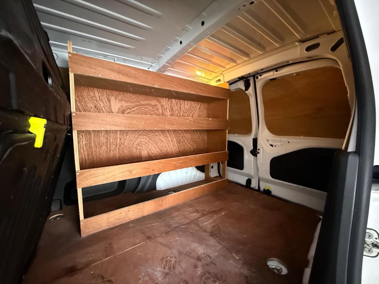 Peugeot Partner thumbnail Cargo Space