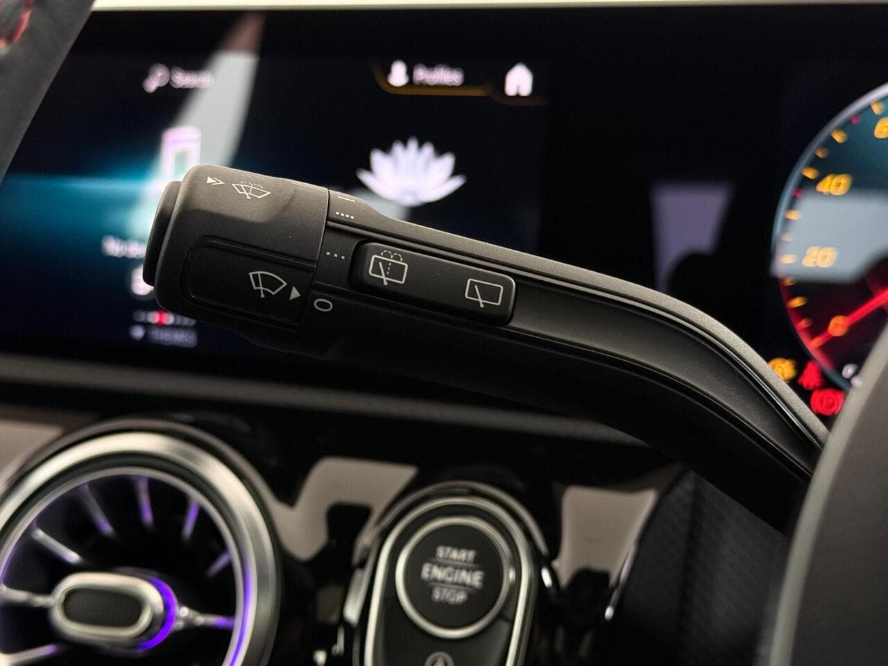 Mercedes-Benz A Class thumbnail Misc Controls