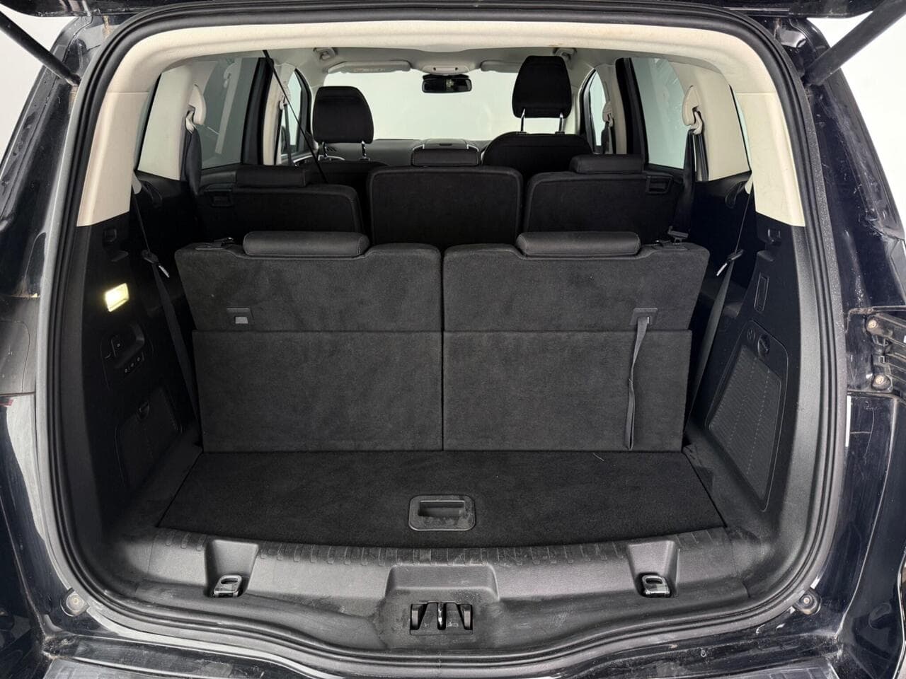 Ford S-Max thumbnail Boot