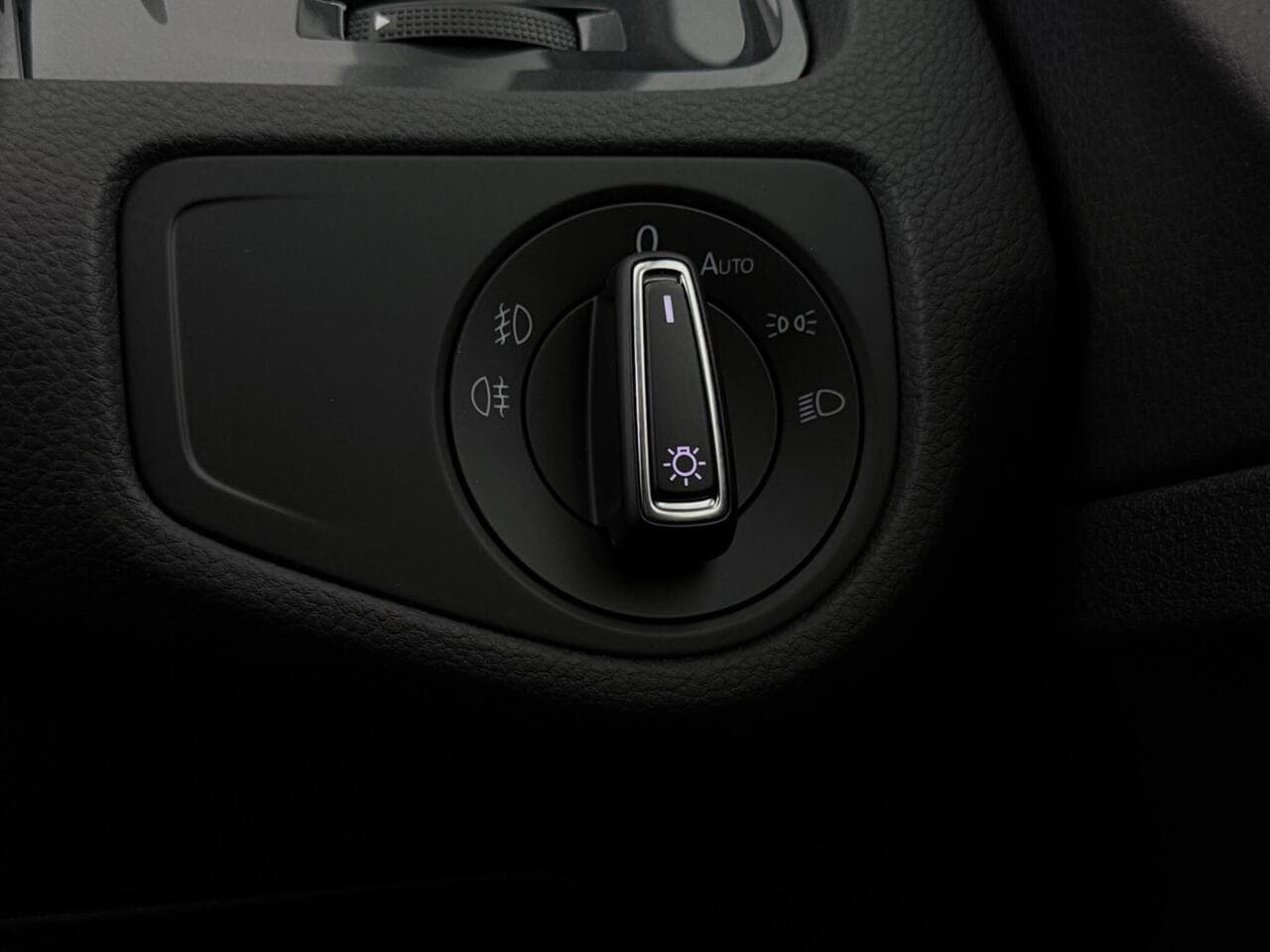 Volkswagen Golf thumbnail Misc Controls