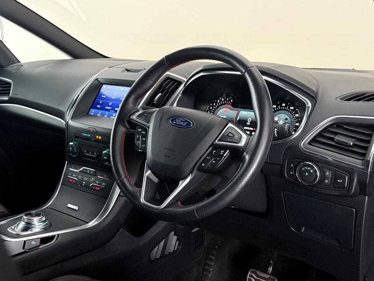Ford S-Max thumbnail Interior Front