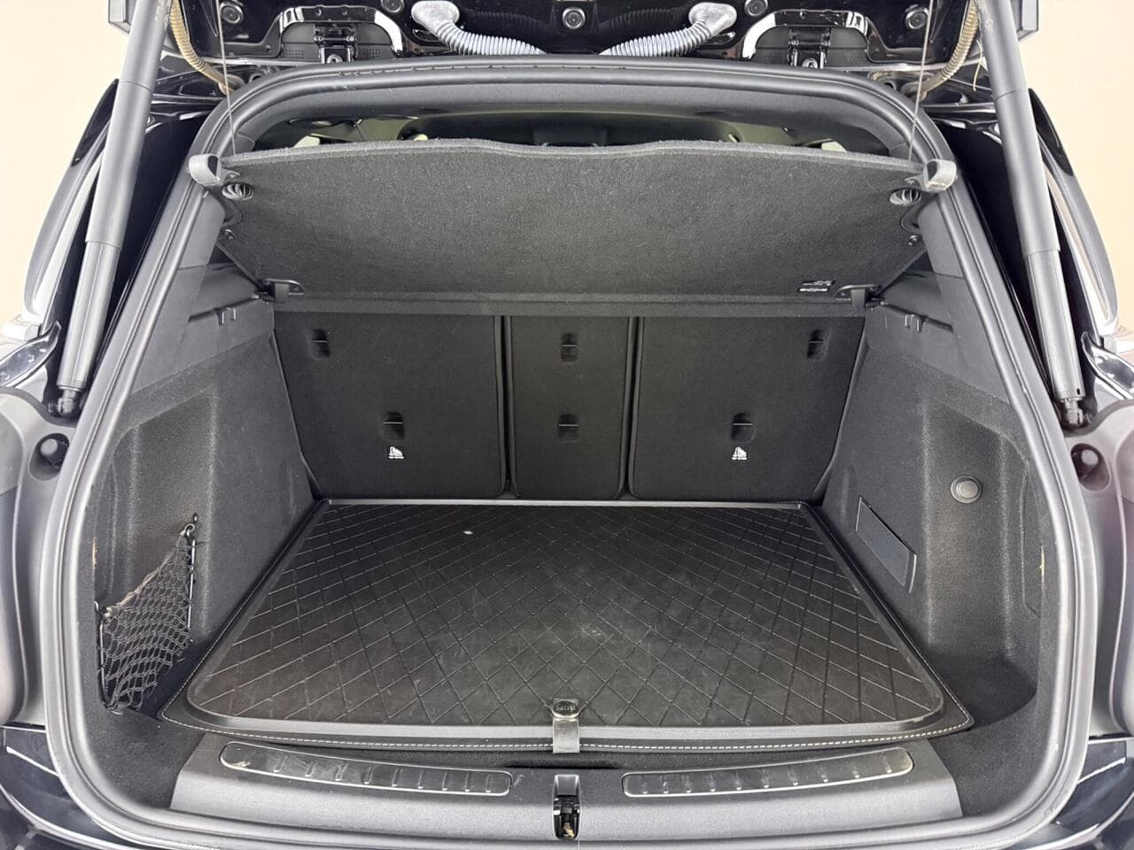 MINI Countryman thumbnail Boot